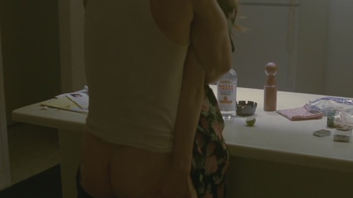t.rue.d.etective.s01e06.720p.hdtv.x264-2hd_04-50-09_.JPG