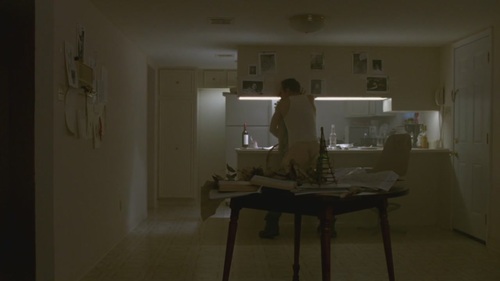 t.rue.d.etective.s01e06.720p.hdtv.x264-2hd_04-50-31_.JPG