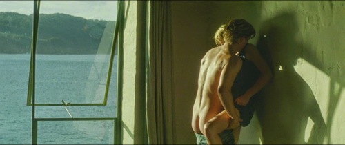 Adore.2013.1080p.BluRay.x264.YIFY.mp42335.jpg
