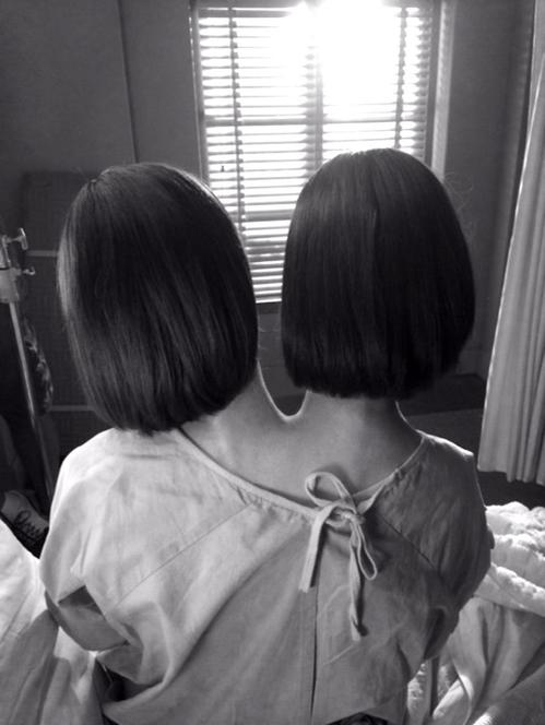 sarah-paulson-two-heads.jpg