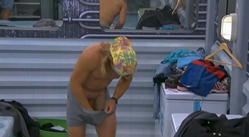 BB16_Hayden_Slip_Hayden_Shows_Frontal_5_Aug14_1.jpg