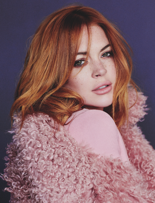 Lindsay-Lohan-Wonderland-Magazine-2.png