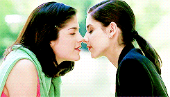 tumblr_n97cc8ZpH81qctc04o2_250.gif