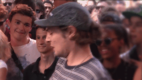 tumblr_ncxzjgHup21tl7j2uo1_500.gif