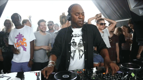 tumblr_nd6e4aHGDL1tl7j2uo1_500.gif