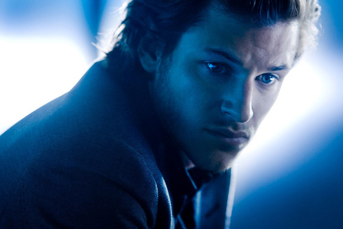 chanel-bleu-gaspard-ulliel.jpg