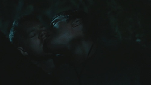 Looking.S02E01.Looking.for.the.Promised.Land.720p.HDTV.x264-KILLERS__032650_05-38-56_.JPG