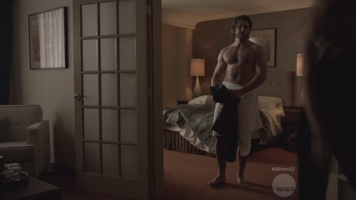 Bitten.S02E01.720p.HDTV.x264-KILLERS__018952_04-34-58_.JPG