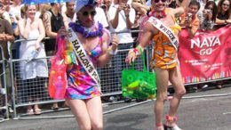 tpride-2006-beach-queens.jpg