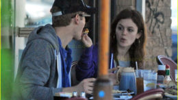 rachel-bilson-feeding-hayden-thumb.jpg