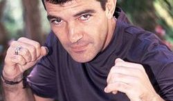 antonio-banderas-portrait-thumb.jpg