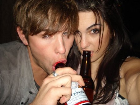 chace-crawford-suck-01-thumb.jpg