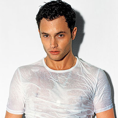 penn-badgley-wet.jpg