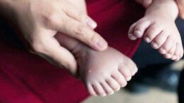 Chinese baby born with 16 toes