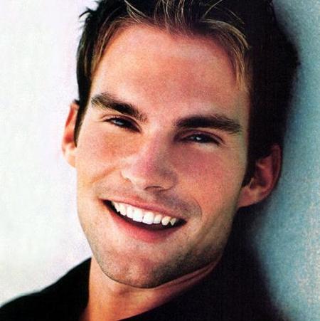 seann-william-scott-portrait-thumb.jpg
