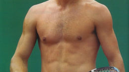 andy-roddick-shirtless-tan.jpg