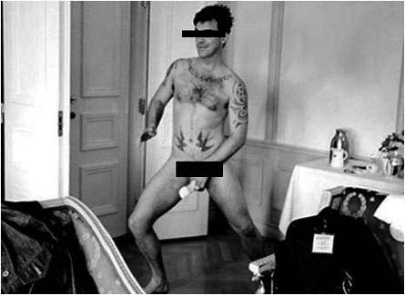 robbie-williams-blind.jpg