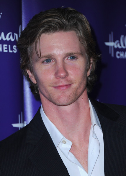 thad7-thumb-500x695-4108.jpg