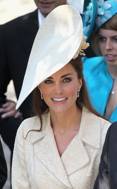 0801-kate-middleton-duchess-kate-wedding-eyeliner-eye-makeup_bd.jpg