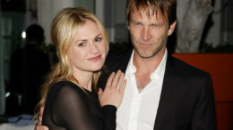 101111_anna-paquin-and-stephen-moyer-very-happy-to-be-engaged-august-24-2009-thumb-500x375-7056.jpg