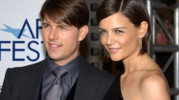 Tom-Cruise-and-Katie-Holmes-thumb-500x372-7483.jpg