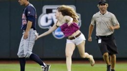 candice-sortino-baseball-butt-grab-01-thumb-500x368-7495.jpg