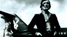 hugh_hefner_05_crop-thumb-500x385-7832.jpg