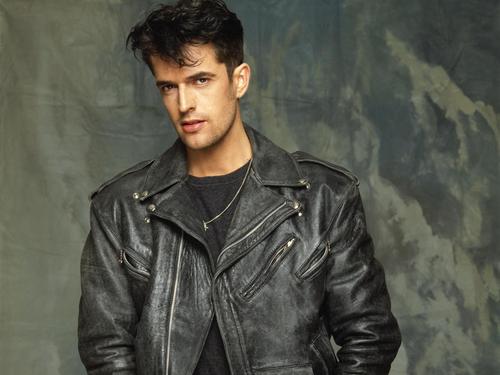 53373_rupert-yeveret_or_rupert-everett_1600x1200_28www.GdeFon.ru29-thumb-500x375-8052.jpg