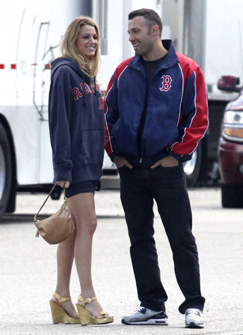 ben-affleck-blake-lively-the-town-movie-sept-17-2010-thumb-500x687-8050.jpg