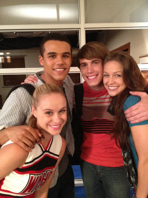 glee-thumb-500x666-8131.jpg