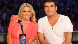 Britney2BSpears2Band2BSimon2BCowell-thumb-500x332-8217.jpg