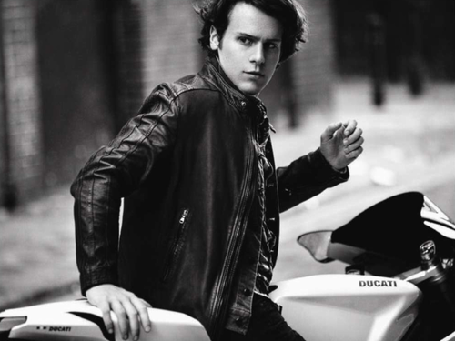 Jonathan2BGroff2BOD3VuF1QFT-thumb-500x375-8231.png