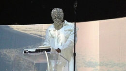 kanye-west-crystal-mask-thumb-500x275-9111.jpg