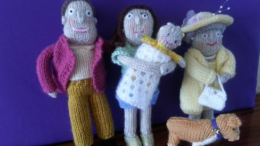 knitted20royals-thumb-500x377-13700.png