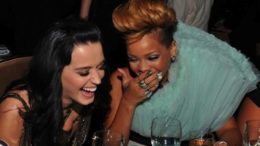 rihanna-and-katy-perry-thumb-500x331-14647.jpg