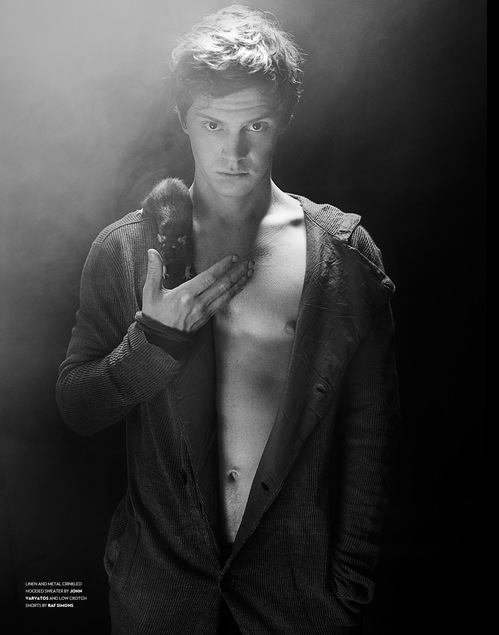 Evan-Peters-for-Flaunt-Magazine-evan-peters-32753554-2850-1856-thumb-500x635-15773.jpg