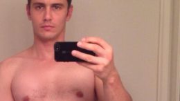 James-Franco-selfie-thumb-500x500-15771.jpg