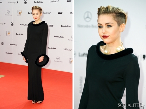 miley-cyrus-black-dress-bambi-11142013-lead-600x450-thumb-500x375-15751.jpg