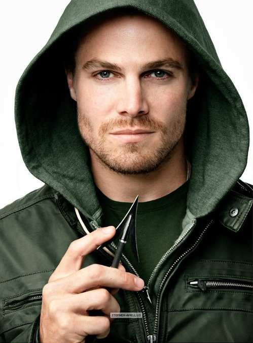 Stephen-Amell-stephen-amell-33338113-608-822-thumb-500x675-20796.jpg