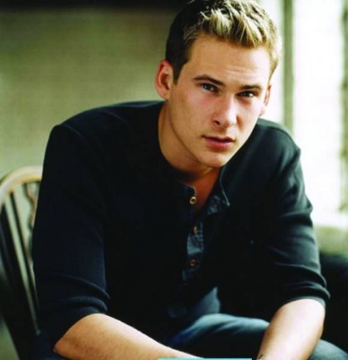 lee ryan blue