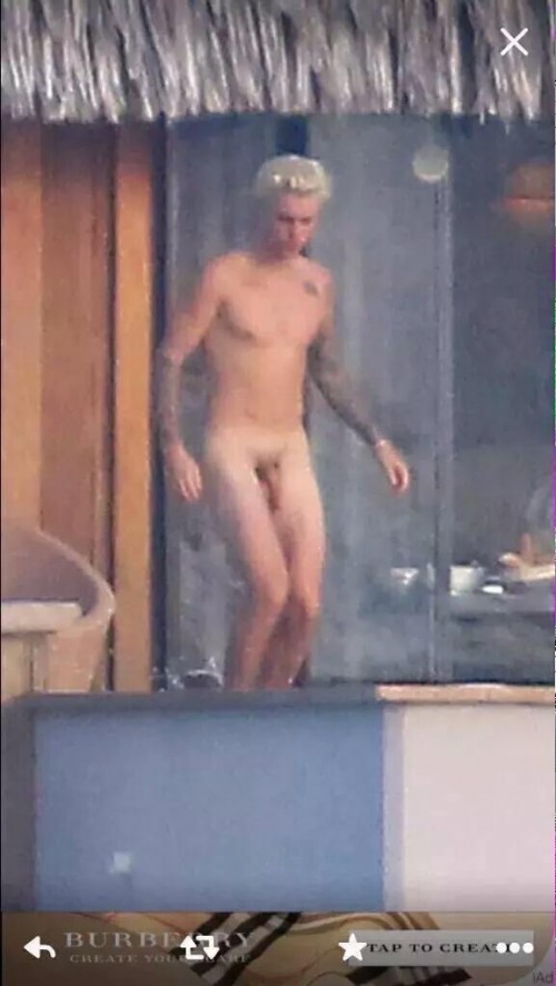 Justin Bieber nude in Bora Bora
