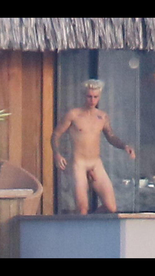 Justin Bieber nude in Bora Bora