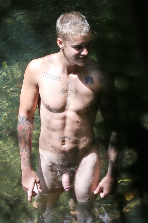 justin-bieber-nude-hawaii-01