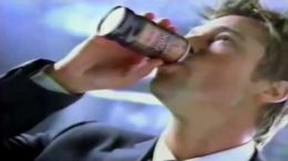 Brad Pitt in Roots Coffee commercial Japan