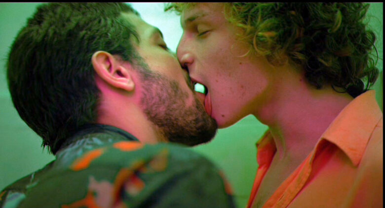 Kelner Macêdo and Felipe Frazão in Todxs Nós