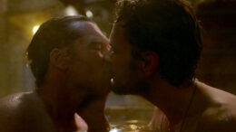 Sam Worthington gay kiss in Under the Banner of Heaven